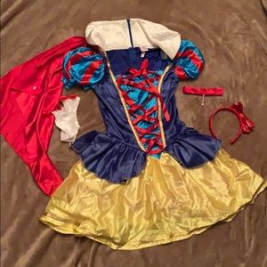 Snow White costume